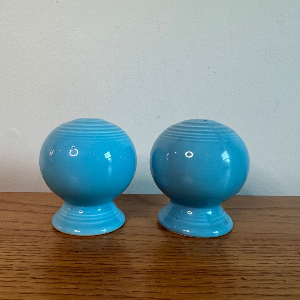Vintage Fiesta Turquoise 1951- 1959 Blue Ball Salt & Pepper Shakers Set